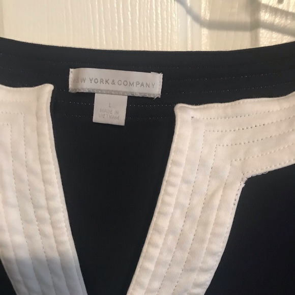 New York and Company U Neck dress - Picture 3 of 4